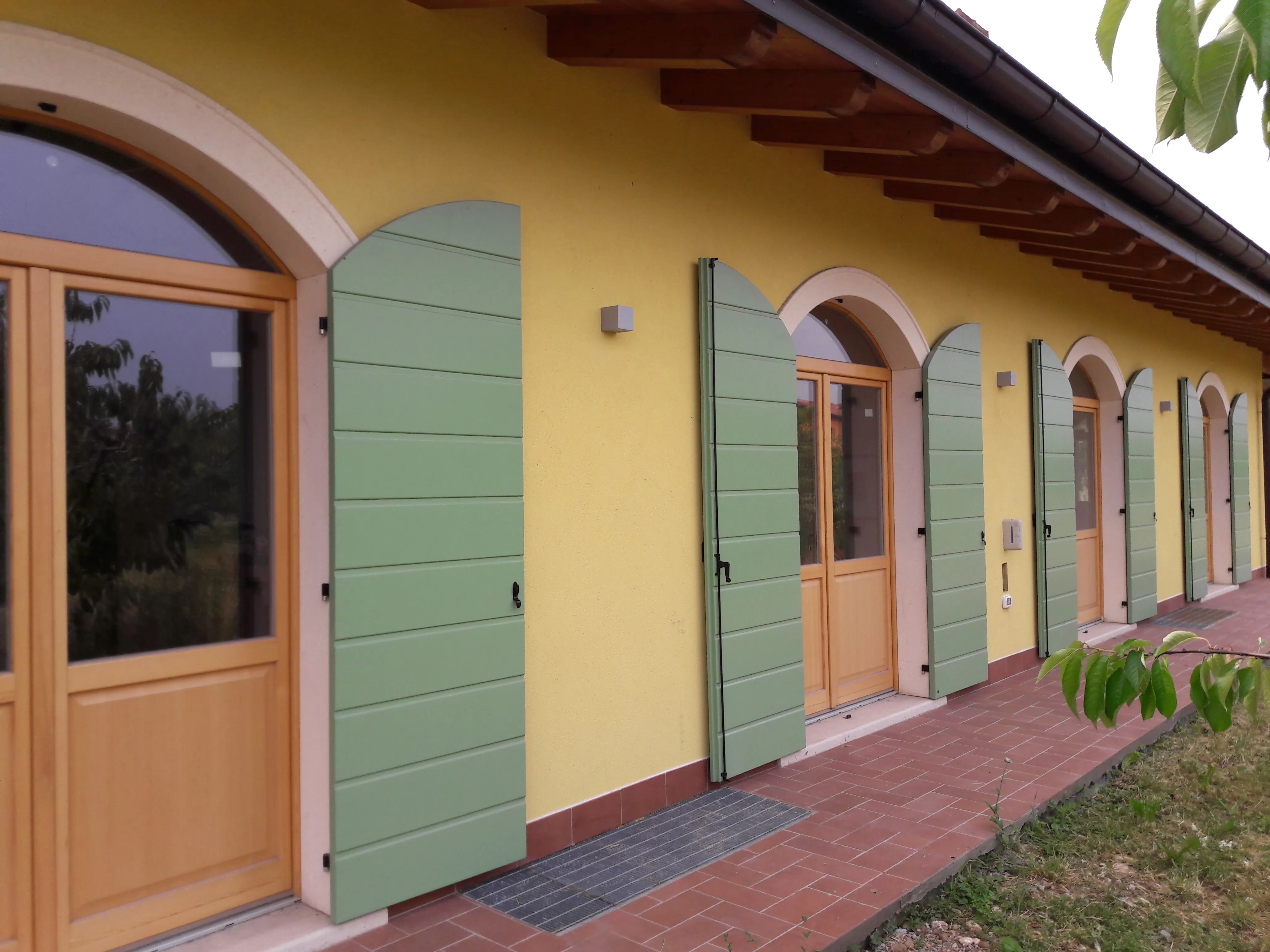 Scuri in legno